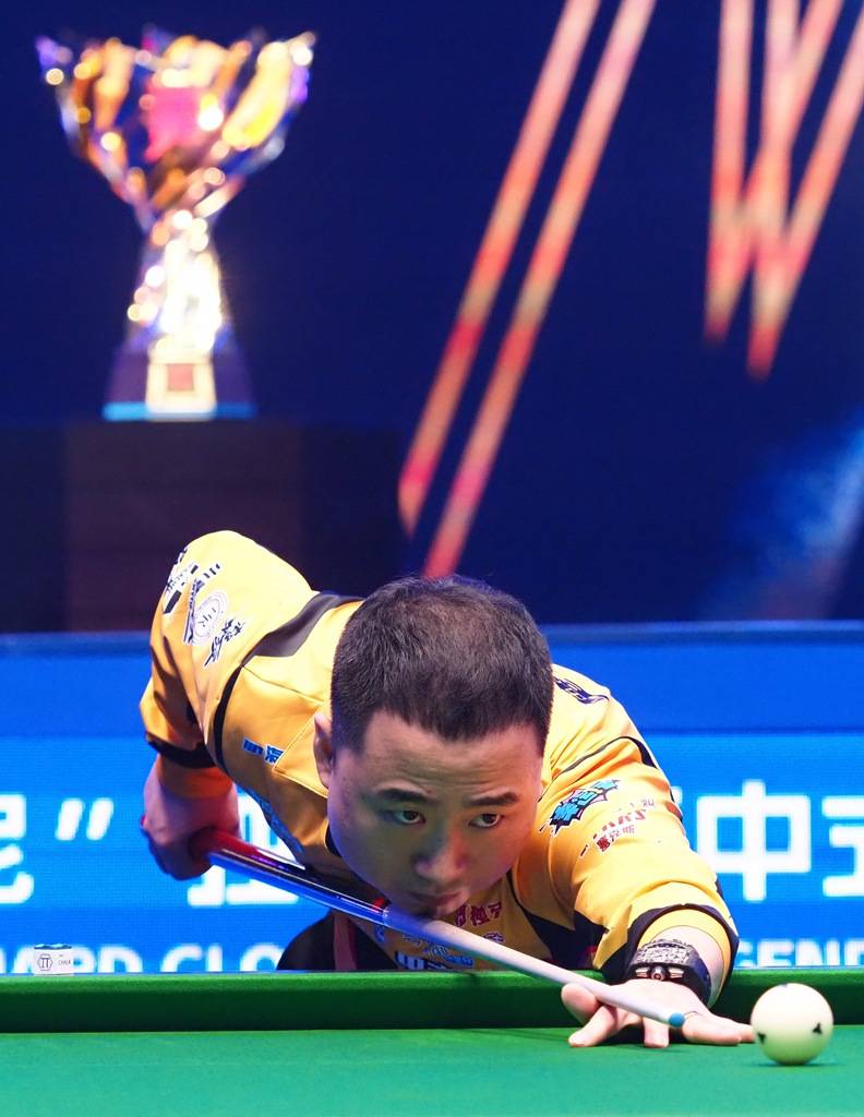 球与快攻的 球与快攻的