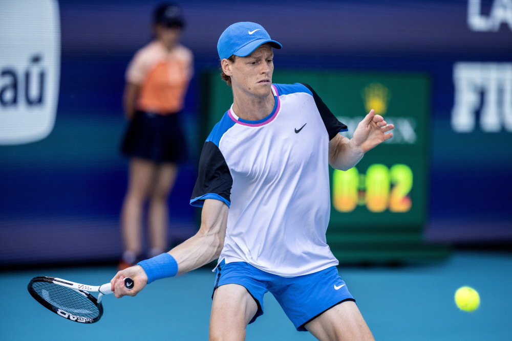 尔两位焦点 尔两位焦点