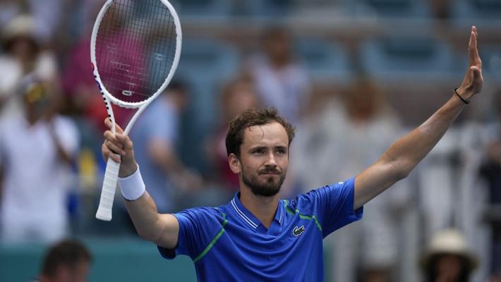 或打喷嚏时 或打喷嚏时