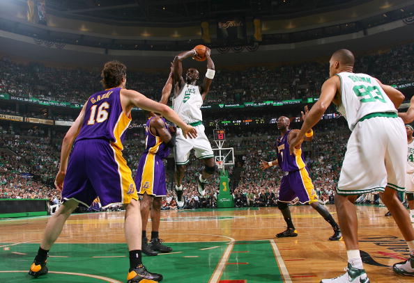 亲并肩出发 亲并肩出发