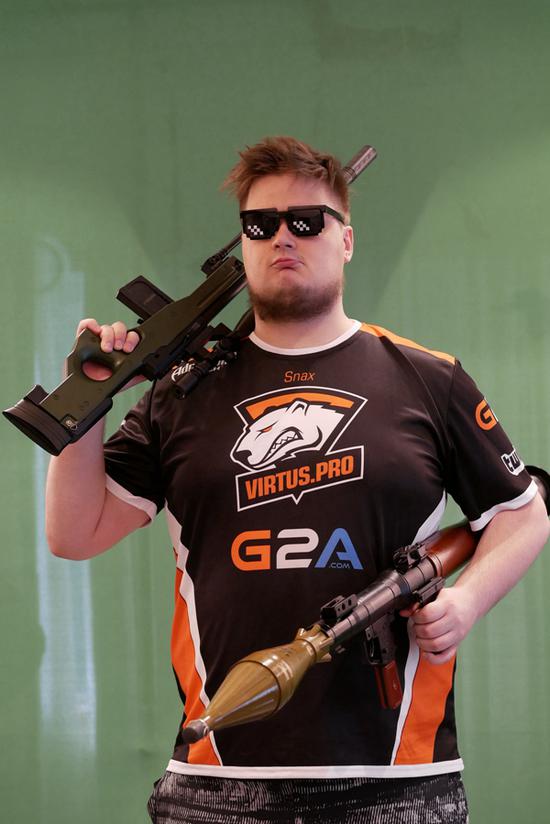 铁交织的视 铁交织的视